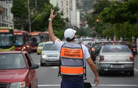 Nittrans prepara esquema especial de trânsito no Centro para os ensaios de rua da Viradouro