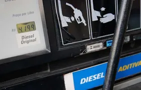 Óleo diesel cai pela 4ª vez em cinco semanas e acumula recuo de 4,5%