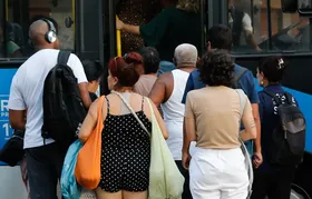 Ônibus do Rio deixam de aceitar dinheiro a partir deste domingo (28)