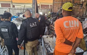 Operação Asfixia na Engenhoca prende responsável por ferro-velho