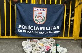 Operação no Brejal termina com dois presos e apreensão de arma e drogas em São Gonçalo