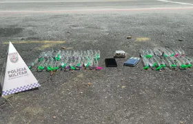 PM apreende drogas e lança-perfume em comunidade de Niterói