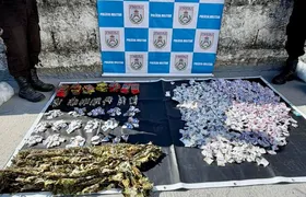 PM apreende grande quantidade de drogas na Comunidade da Chácara, em Niterói
