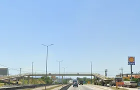 Pedestre morre atropelado na BR-101, em São Gonçalo