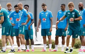Pensando no Japão, Brasil faz seu primeiro treino sem oito titulares