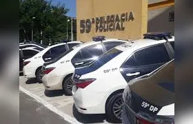 Polícia Civil prende três integrantes de grupo criminoso ligado ao Comando Vermelho e envolvido com roubo e cárcere privado