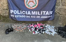 Polícia apreende drogas e radiotransmissores em comunidade de Niterói
