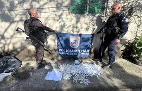 Polícia apreende grande quantidade de drogas e prende três suspeitos em comunidade de Niterói