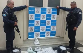 Polícia apreende grande quantidade de drogas na comunidade do Sabão, em Niterói