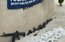 Polícia apreende pistola da Argentina durante operação em Itaboraí