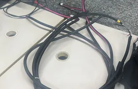 Quatro homens são presos por furto em prédio abandonado, no Fonseca; Vídeo!