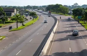 Queda de árvore na Rio-Santos deixa três mortos em Angra dos Reis