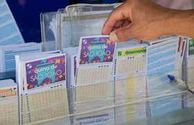 Quina de São João sorteia R$ 260 milhões no final de semana e apostadores correm às casas lotéricas