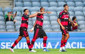 Recheado de garotos, Flamengo vence amistoso contra o Lausanne-Sport em Portugal