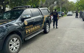 Rio usa laboratório portátil para identificar bebidas falsificadas