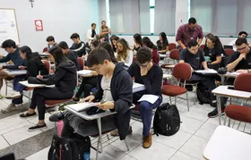 Sesc RJ oferece 900 vagas em cursos de inglês e espanhol