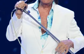 Show de Roberto Carlos é confirmado em Niterói