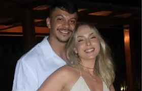 Tata Estaniecki e Júlio Cocielo removem sobrenome de casados de seus perfis no Instagram
