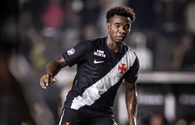 Thiago Mendes é absolvido pelo STJD e pode jogar contra o Flamengo