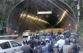 Túnel da Covanca é interditado após princípio de incêndio em caminhão