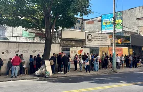 Último dia para se opor à cobrança sindical gera nova fila quilométrica em São Gonçalo