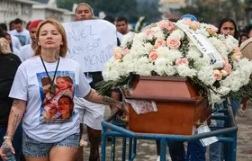 Últimos corpos de pessoas assassinadas em operação no Rio deixam o IML