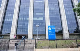 Últimos dias de inscrições para concurso da Prefeitura do Rio de Janeiro com salário de mais de R$ 19 mil