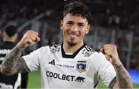 Vasco acerta a contratação do zagueiro uruguaio Alan Saldivia
