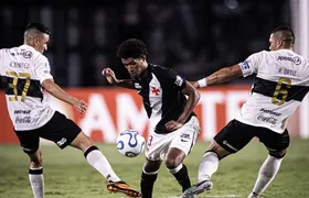 Vasco enfrenta o Olímpia fora de casa em duelo direto pela liderança do grupo G da Sul-Americana