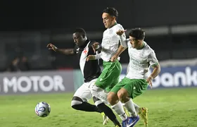 Vasco leva virada do Audax Italiano em São Januário, é vaiado e se complica na Sulamericana