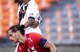 Vasco reage duas vezes, empata com o Medellín e decide vaga em São Januário