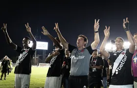 Vasco se mobiliza por G-8 em último jogo do Brasileirão em São Januário