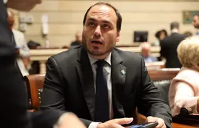 Vereador Carlos Bolsonaro renuncia cargo no Rio de Janeiro após 7 mandatos