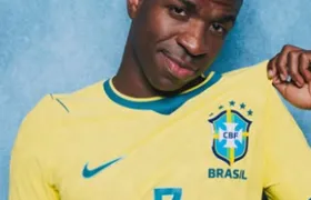Vini Jr. ganha destaque em jornal espanhol após a sua estreia na Copa do Mundo de 2026