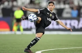 Vivendo má fase no Botafogo, Savarino tem ano com piores números desde que saiu da Venezuela