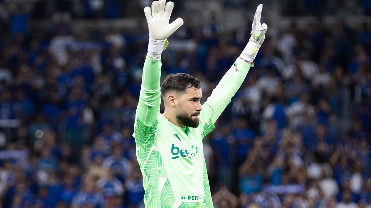 Ex-Flamengo, Matheus Cunha acerta empréstimo com o Internacional