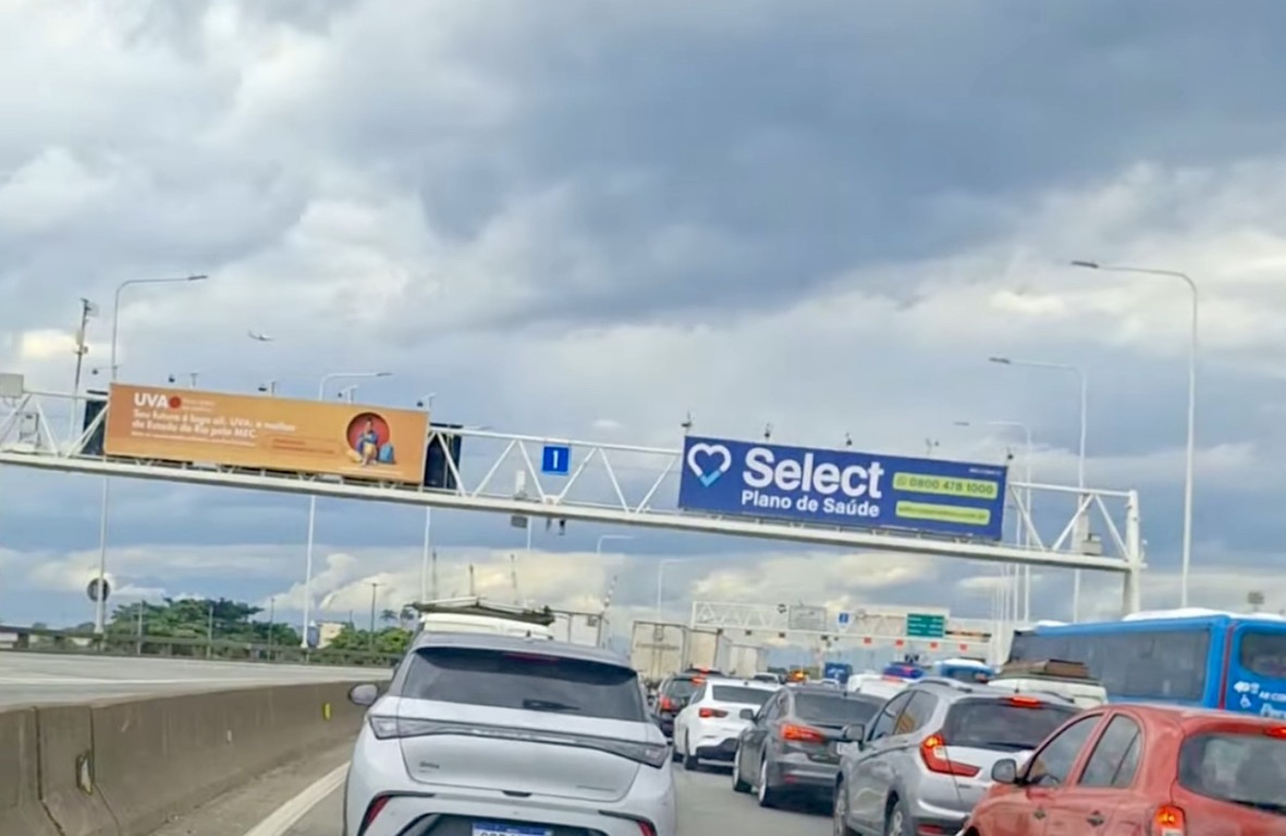Final feliz na ponte Rio-Niterói para resgate a cão