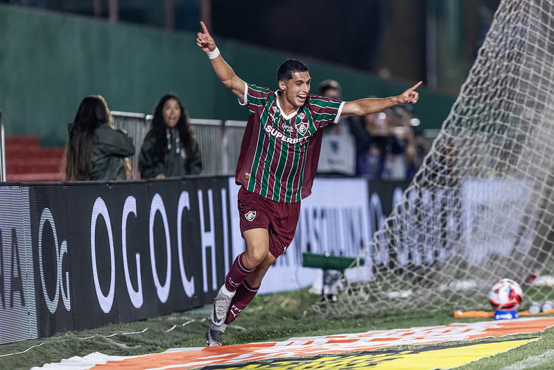 Fluminense vence o Nova Iguaçu em jogo eletrizante pelo Carioca