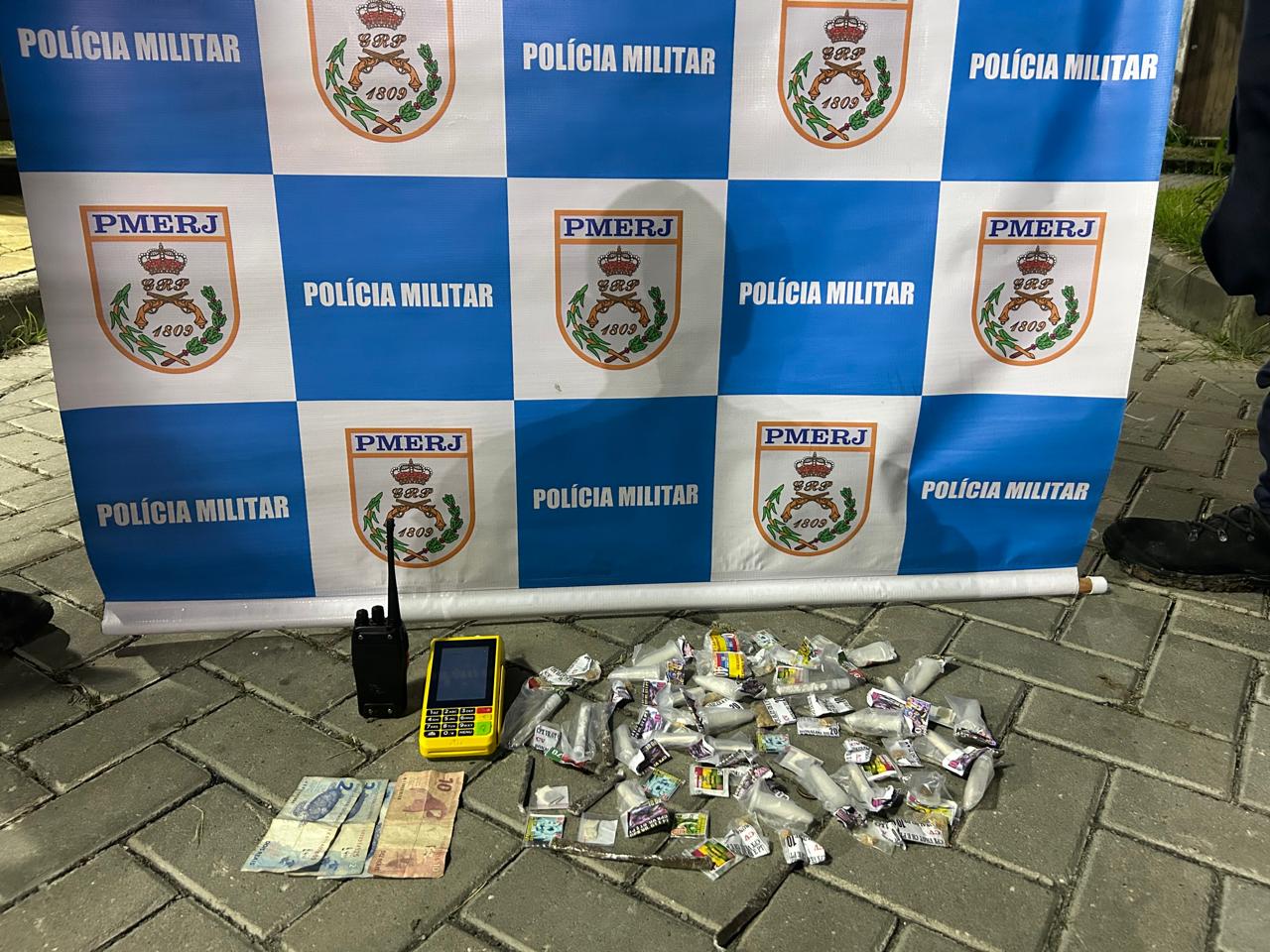 Homem é preso em flagrante por tráfico de drogas em Niterói