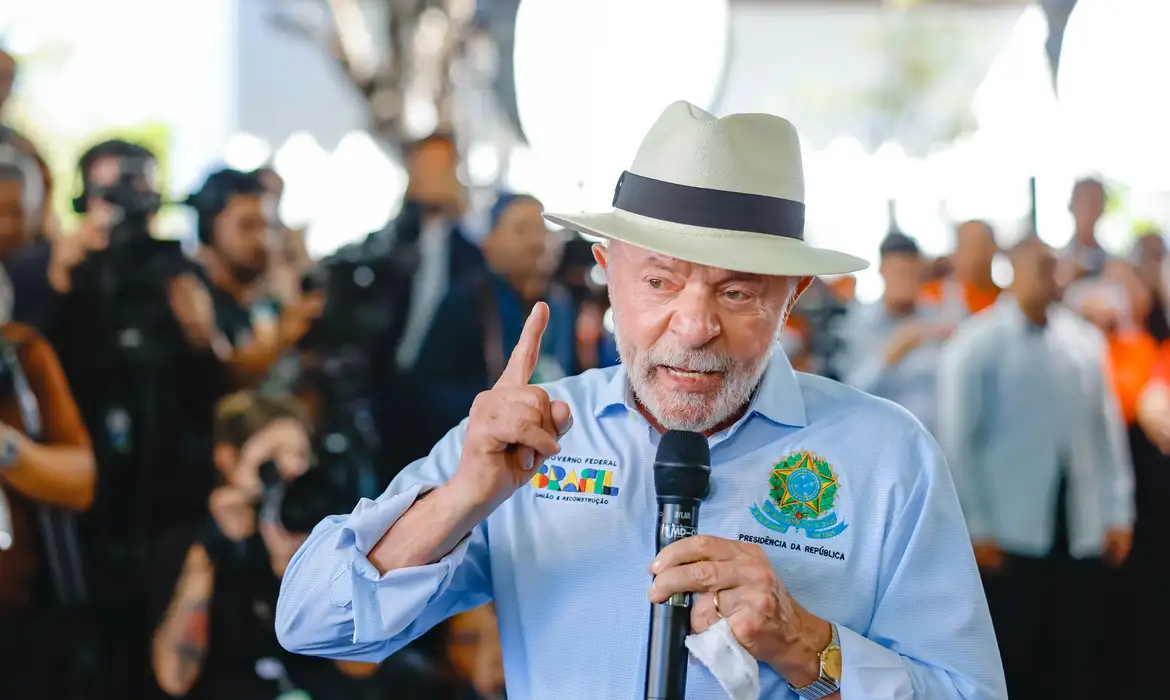 Lula diz sonhar em reverter privatizações de empresas estratégicas