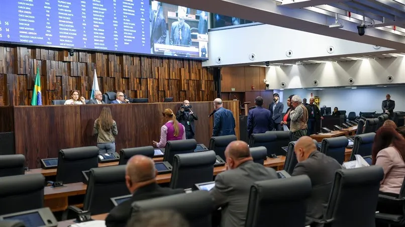 A reserva das vagas deverá constar expressamente nos editais dos processos seletivos, que deverão especificar o total correspondente a cada curso e turma