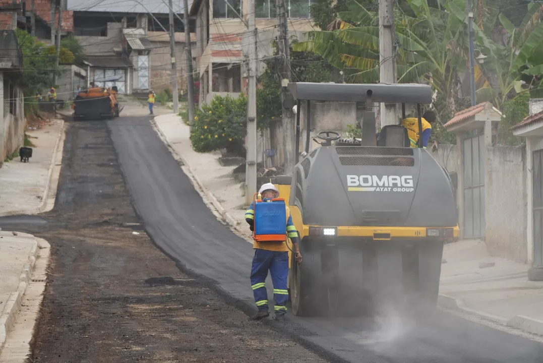 Nos bairros Sacramentos, Eliane e Iêda, estão sendo realizadas importantes intervenções em mais de 126 vias