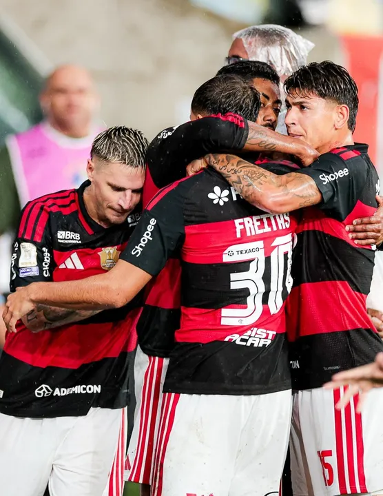 Flamengo e Independiente del Valle se enfrentam nesta quinta (17), no Maracanã, pela Libertadores