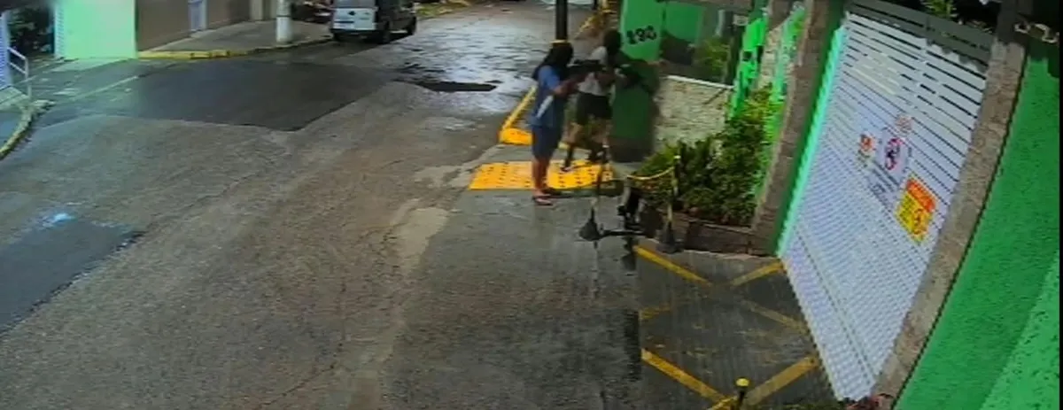 Moradores também relataram ter ouvido disparos durante a invasão