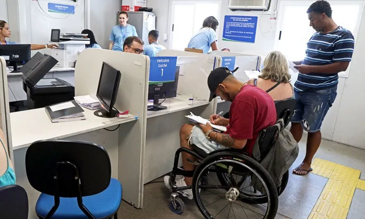 No Dia D, além dos serviços de identificação civil - que o público PCD pode realizar em qualquer dia sem agendamento prévio - os serviços de habilitação poderão ser realizados sem necessidade de agendamento