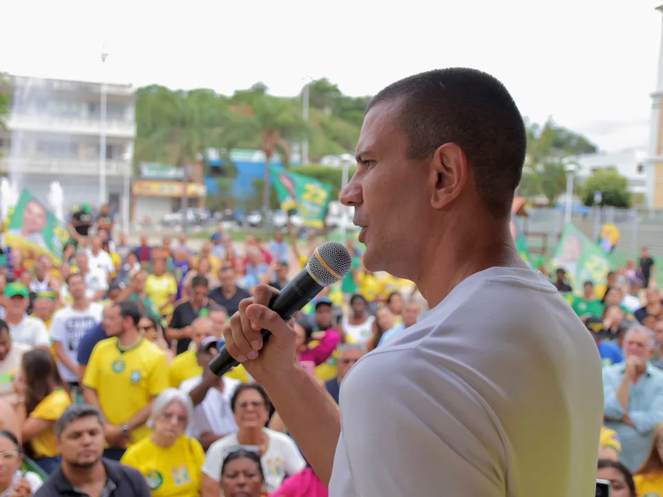 Ao falar do cenário nacional, Ruas afirmou que o Estado já fez a sua escolha e convocou os presentes a levar a mobilização adiante