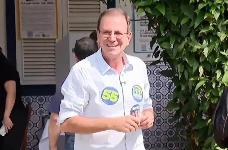 Eleições 2026: Eduardo Paes vota no Rio neste domingo