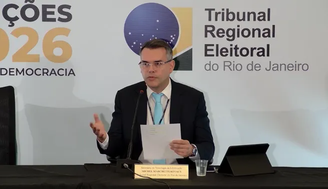 Segundo o  secretário de Tecnologia da Informação do Tribunal Regional Eleitoral do Rio de Janeiro (TRE-RJ), Michel Kovacs, o maior número de substituições costuma ocorrer no início da votação
