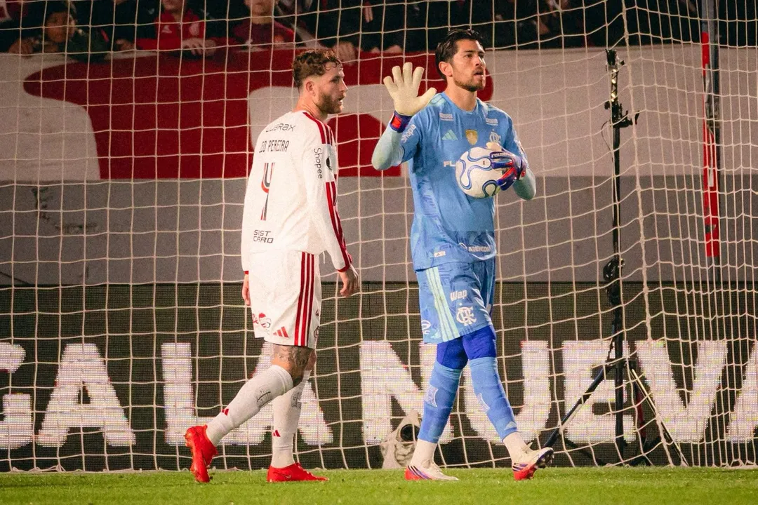 Flamengo ficou no 0 a 0 no primeiro jogo, na Argentina