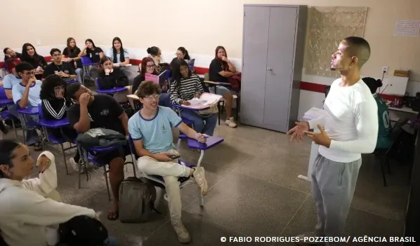 Enem 2026: inscrito automaticamente deve escolher idioma da prova